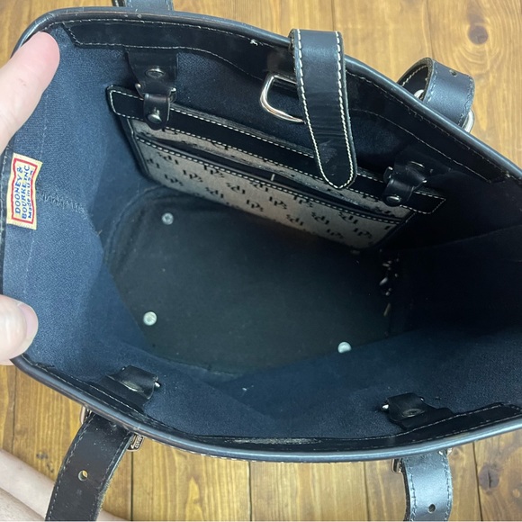 Dooney & Bourke Classic Vintage Retro Cabriolet Bucket Bag canvas and leather - Picture 7 of 12